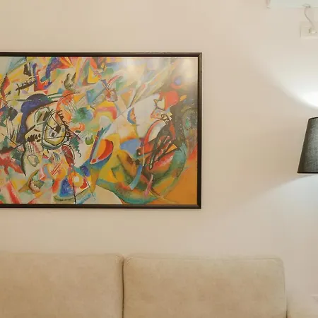 Apartman Miku Apartment-sophisticated 2bd At Taiwan Tirana
