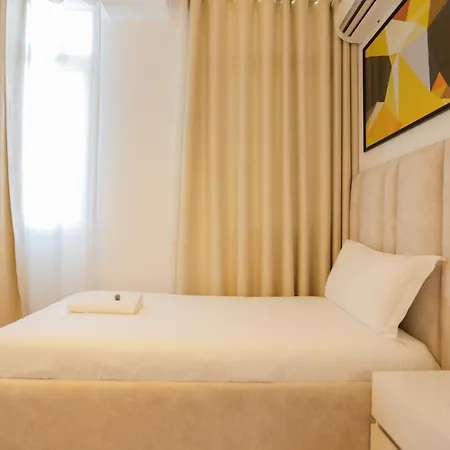 Miku Apartment-sophisticated 2bd At Taiwan Apartman *
