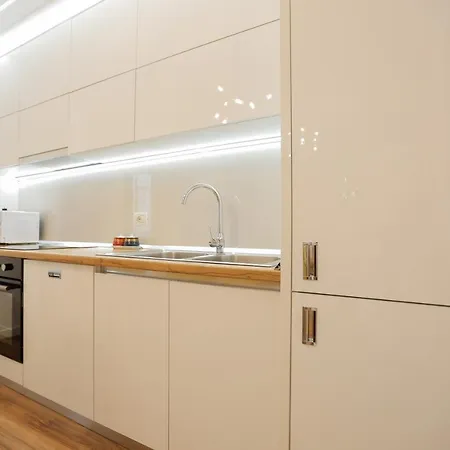 Apartman Miku Apartment-sophisticated 2bd At Taiwan *