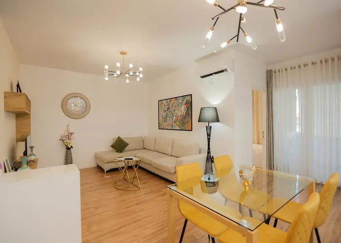 Miku Apartment-sophisticated 2bd At Taiwan 公寓