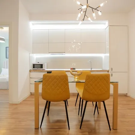 Miku Apartment-sophisticated 2bd At Taiwan Apartmán Tirana