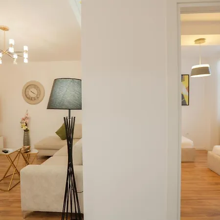 Miku Apartment-sophisticated 2bd At Taiwan