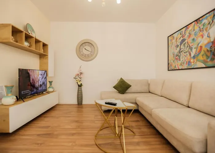 Miku Apartment-sophisticated 2bd At Taiwan Apartamento *