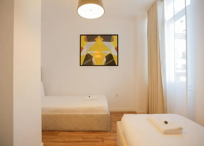 Miku Apartment-sophisticated 2bd At Taiwan Apartman *