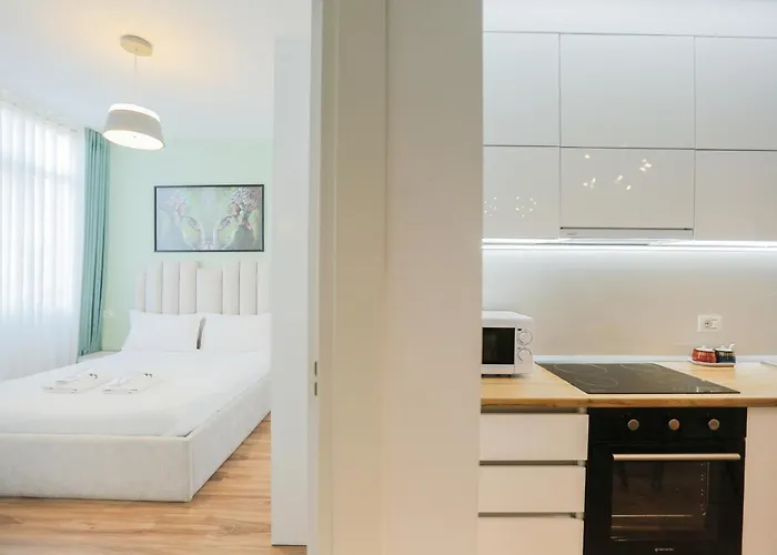 Miku Apartment-sophisticated 2bd At Taiwan Tirana