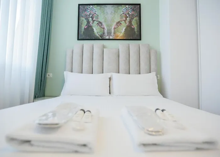 Miku Apartment-sophisticated 2bd At Taiwan Tirana